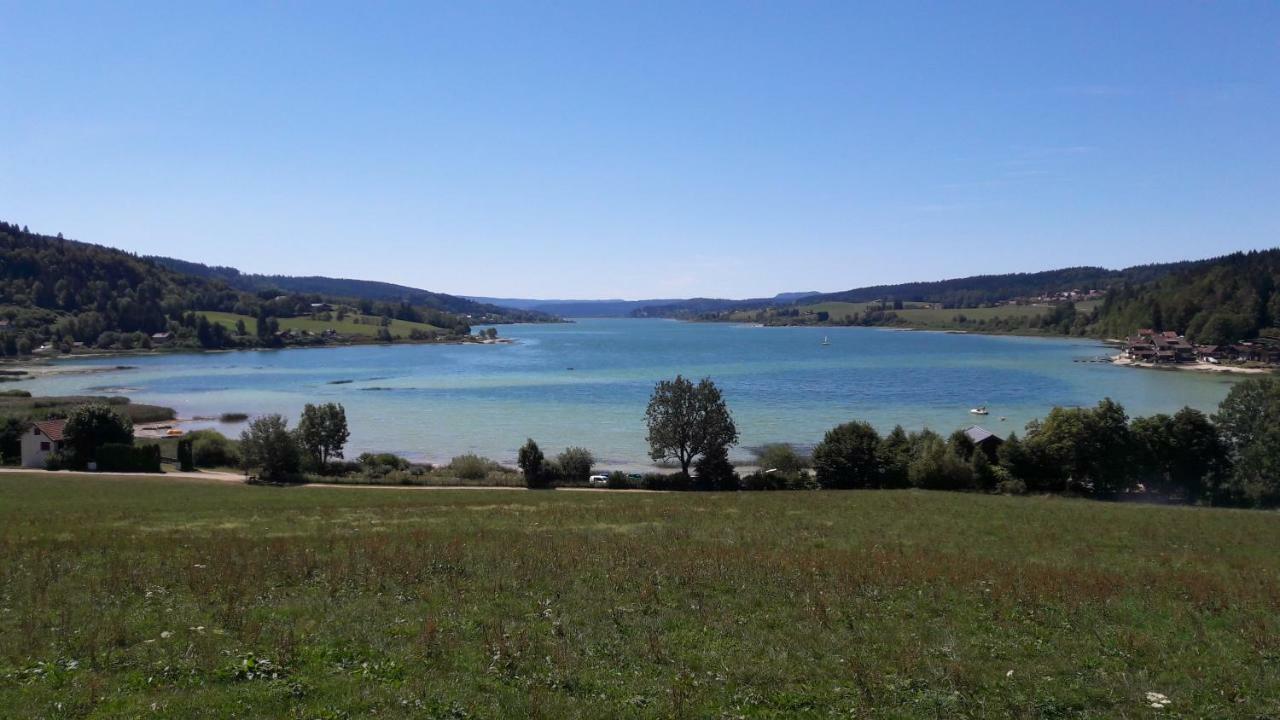 Le Charme Des 2 Lacs Malbuisson Exterior foto